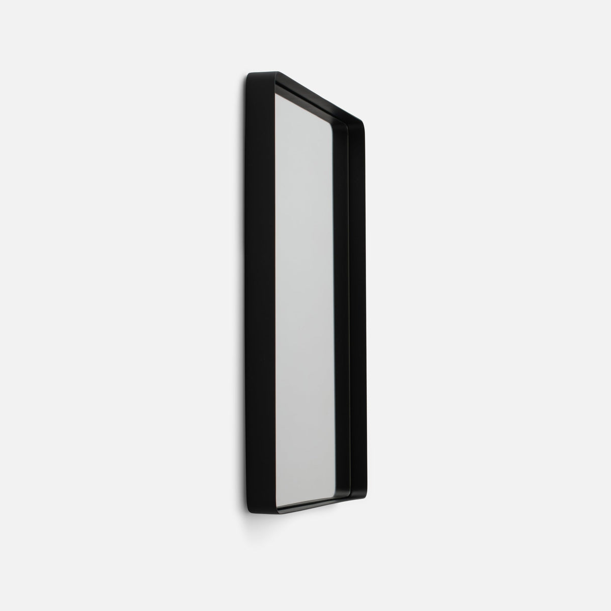 Leo Mirror