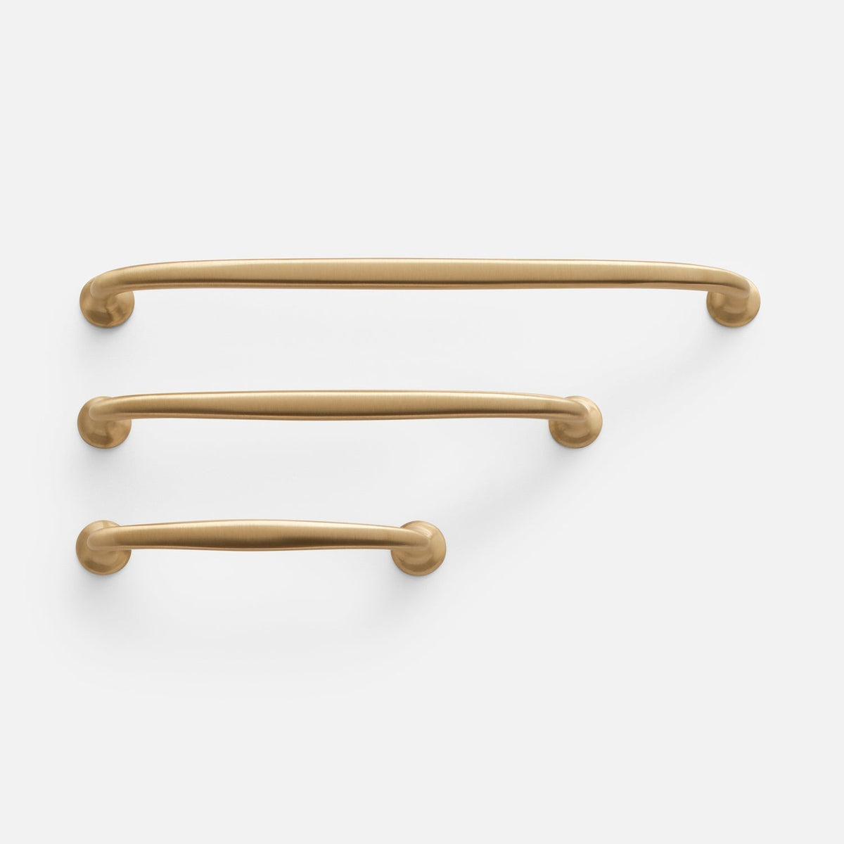 Front view of the Somerset Pull showing three graduated sizes with rounded ends on a white background