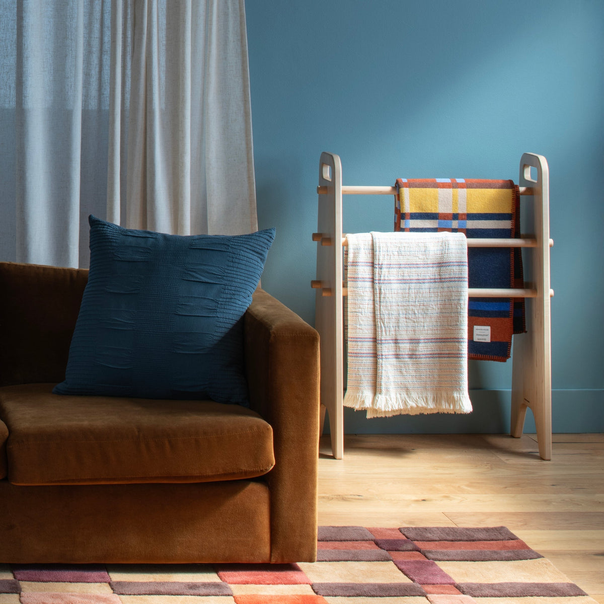 Amos Blanket Rack